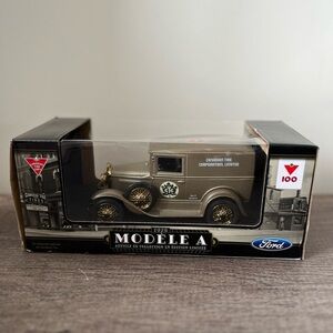 Limited Edition CANADIAN TIRE TRUCK 100th anniversary Ford 1928 MODEL A